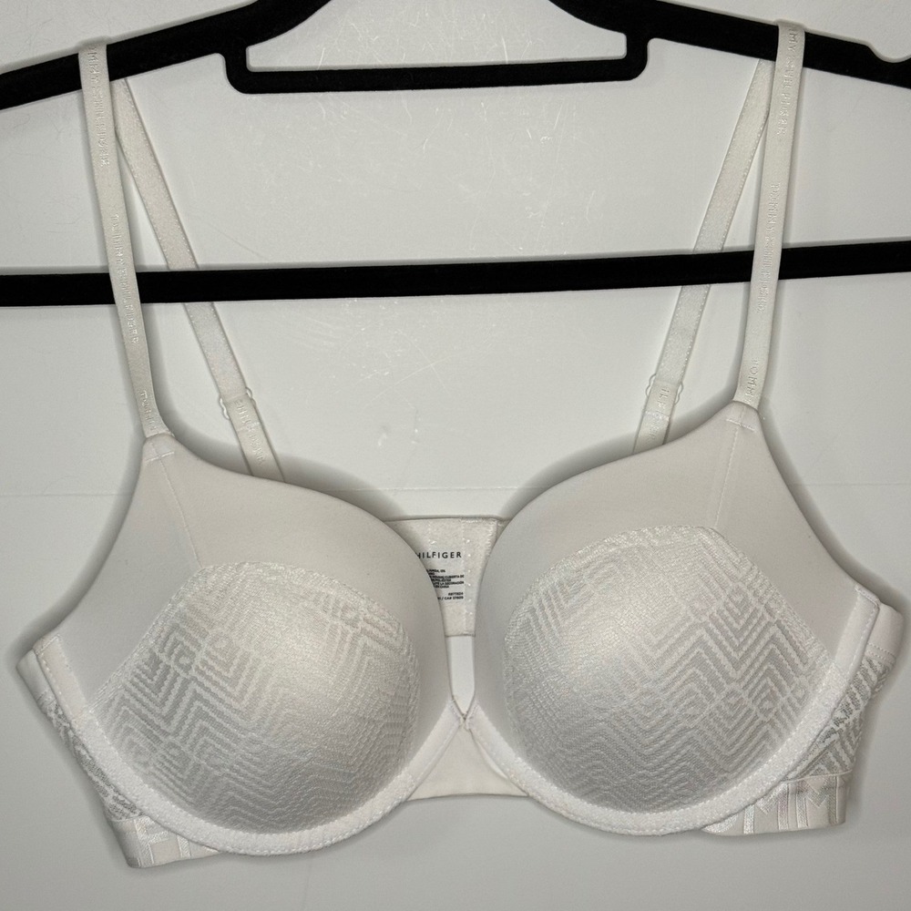 Tommy Hilfiger White Jacquard‎ Lace Push Up Plunge Bra Size 36C Everyday